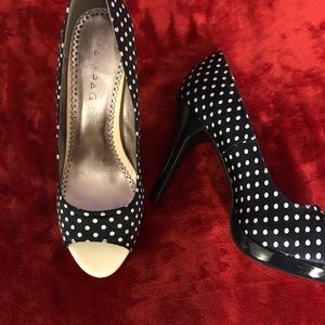 Rampage NWOT peek-a-boo toe